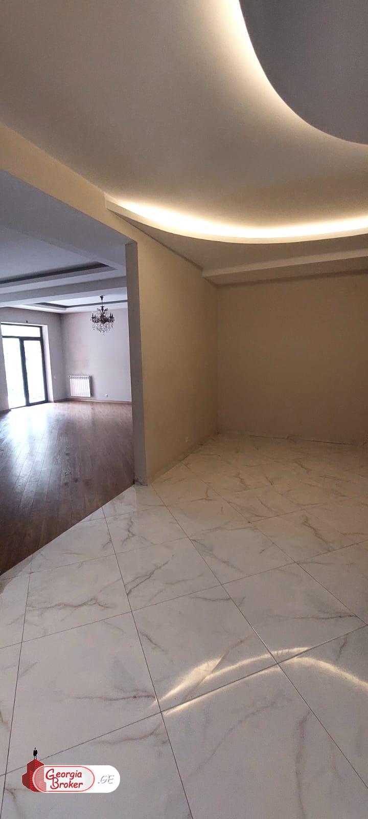 ქირავდება ახალი გარემონტებული 4 ოთახიანი ბინა აბაშიძეზე